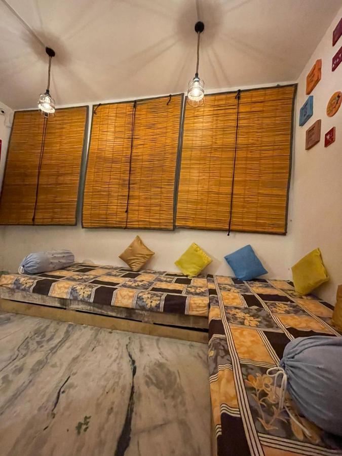 Travel Monkey Hostel Agra  Exterior foto